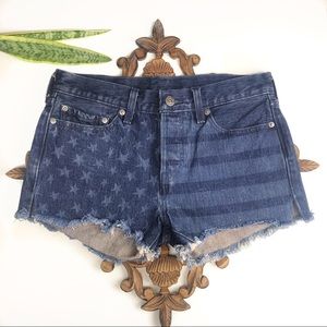 LEVI’S AMERICAN FLAG DARK WASH CUT OFF SHORTS